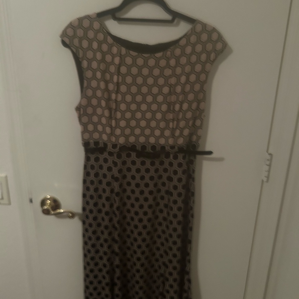Connected Apparel Black and Gray Sheath Midi Dress